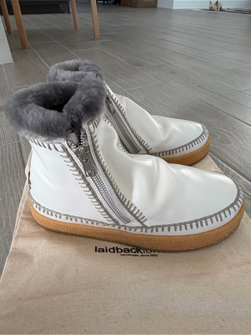 LAIDBACK LONDON Setsu Shearling Crochet Ankle Boots White Leather Size 39